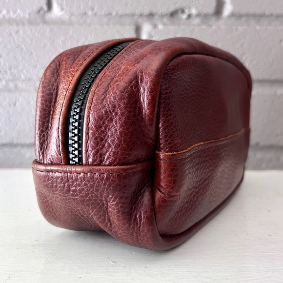 JACK + MULLIGAN Presley Leather Unisex Brown Zip Toiletry Dopp Kit Makeup Pouch - Picture 3 of 9